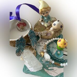 Fairycore Bundle 🧚 Homco Mushroom Trinket Box filled w 8 items earrings crystal